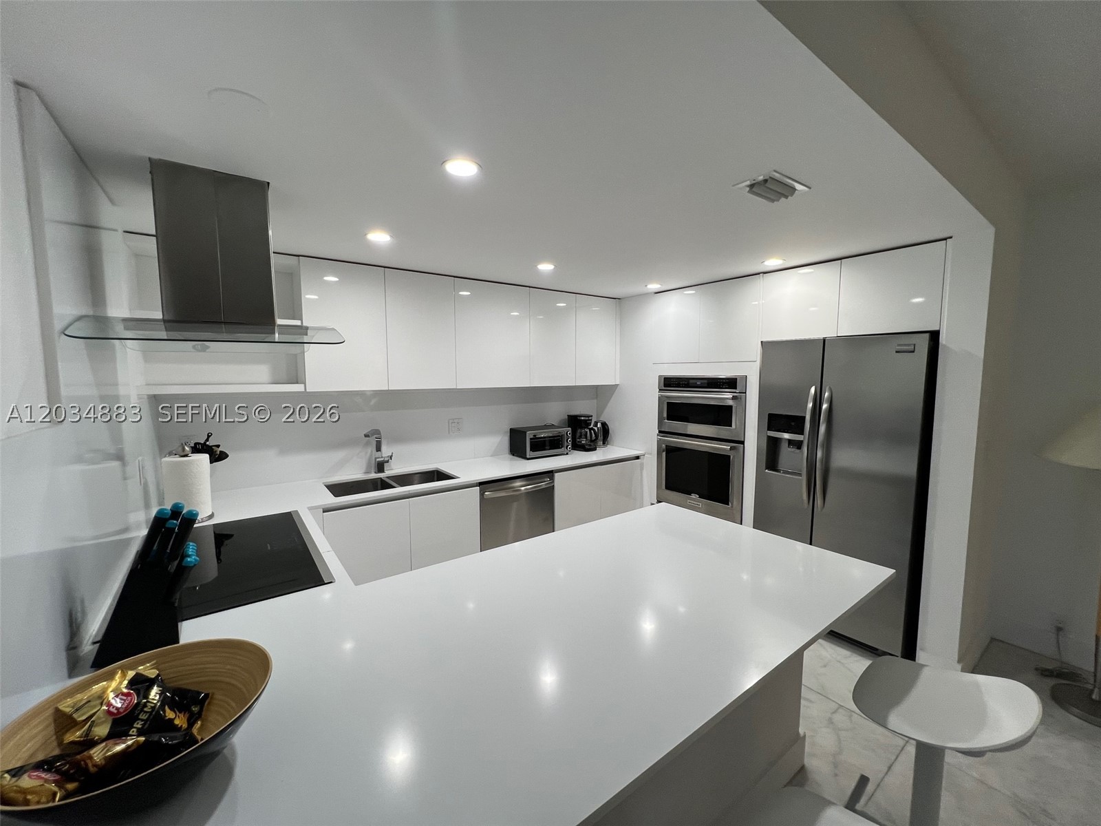 KEY COLONY NO 4 CONDO - Residential Lease