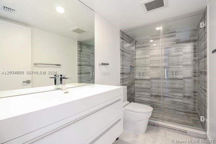 KEY COLONY NO 4 CONDO - Residential Lease