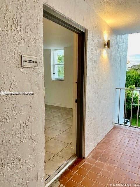 NIRVANA CONDO NO FOUR CON - Residential Lease