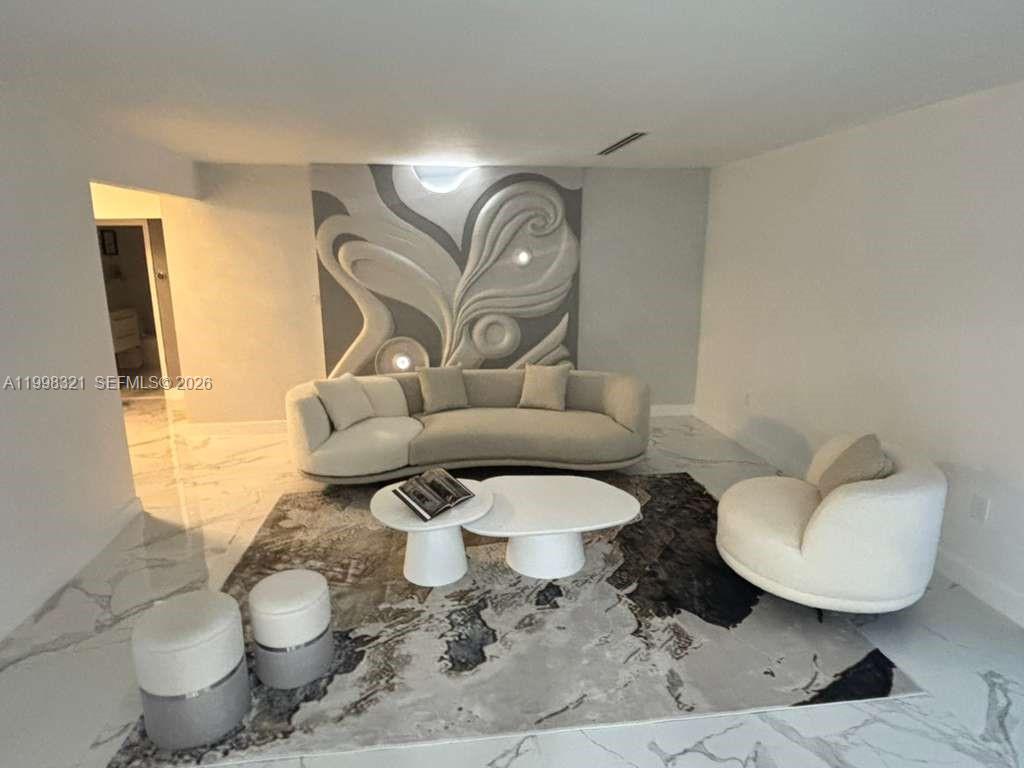 BURR ROAD ESTATES - Residential Lease
