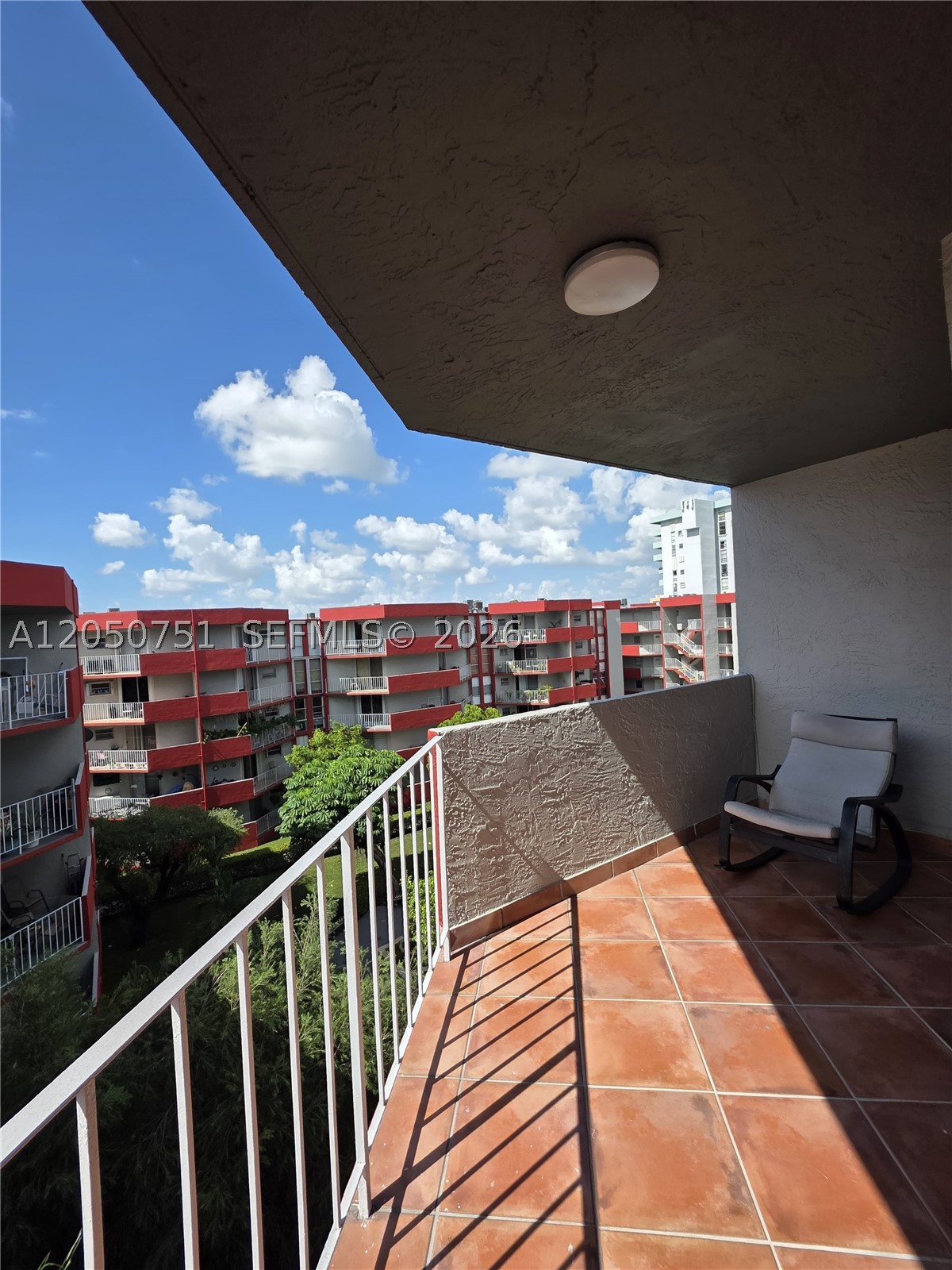CASA DEL SOL CONDO - Residential Lease