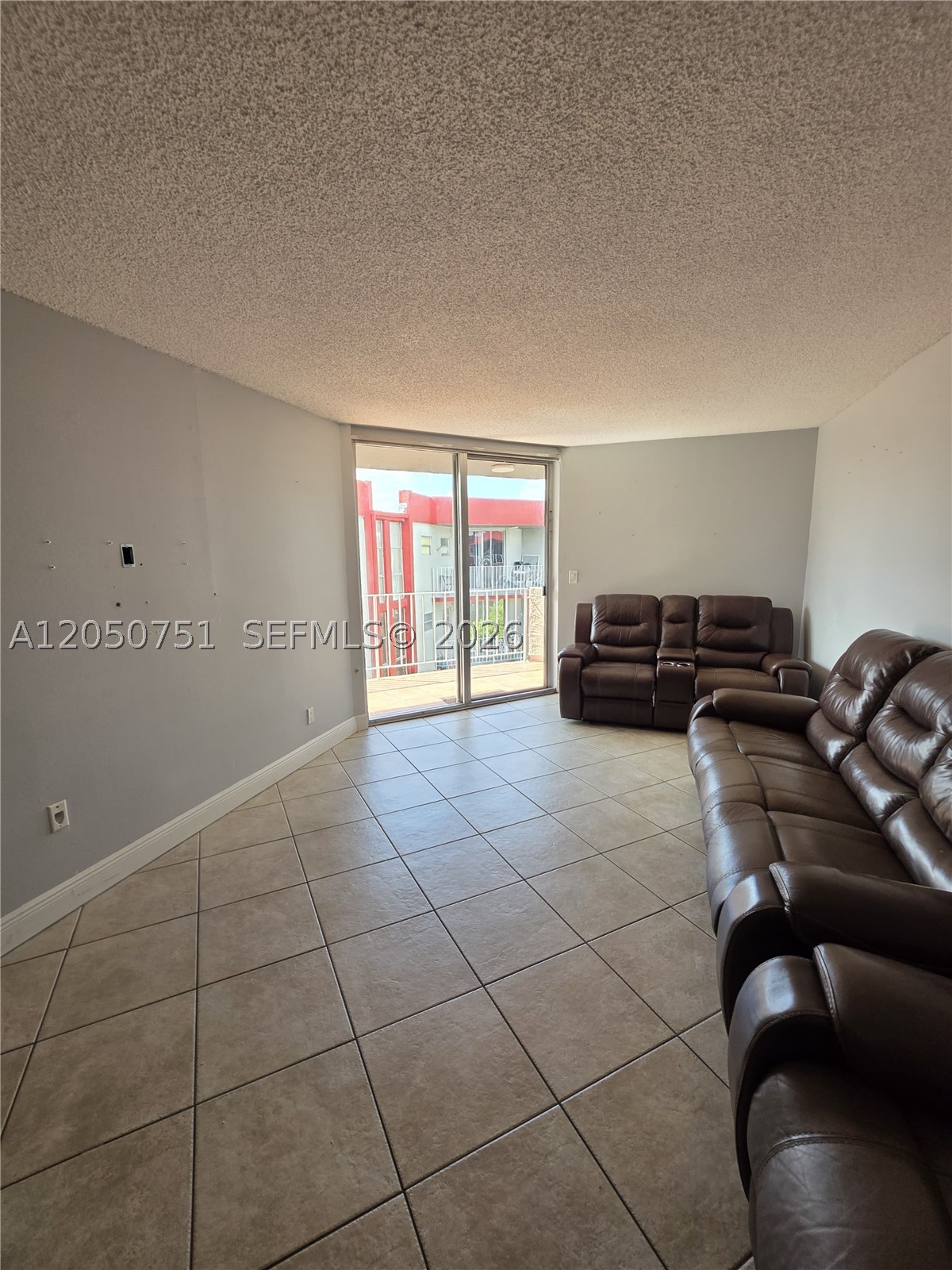 CASA DEL SOL CONDO - Residential Lease