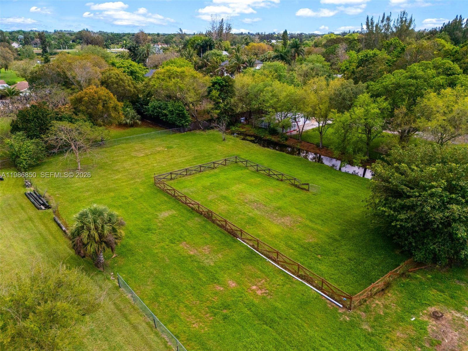 ALAMO COUNTRY ESTATES - Residential