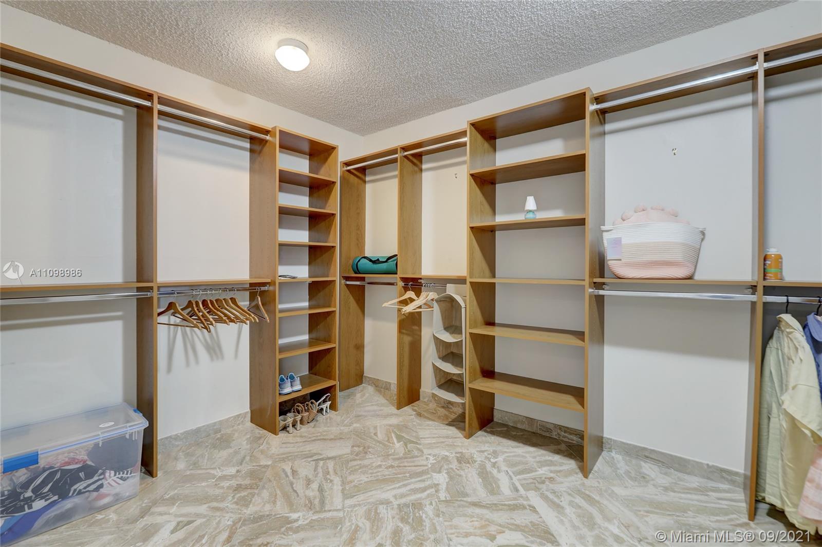 SOUTHPOINT CONDO - Residential Lease
