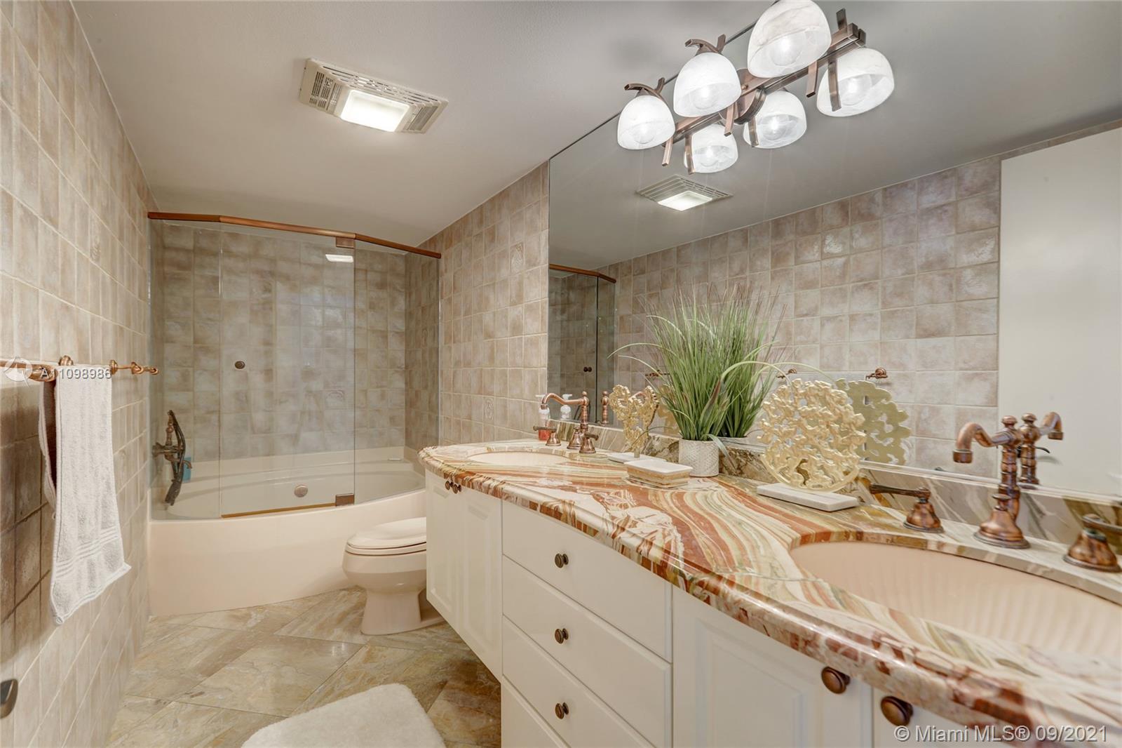 SOUTHPOINT CONDO - Residential Lease