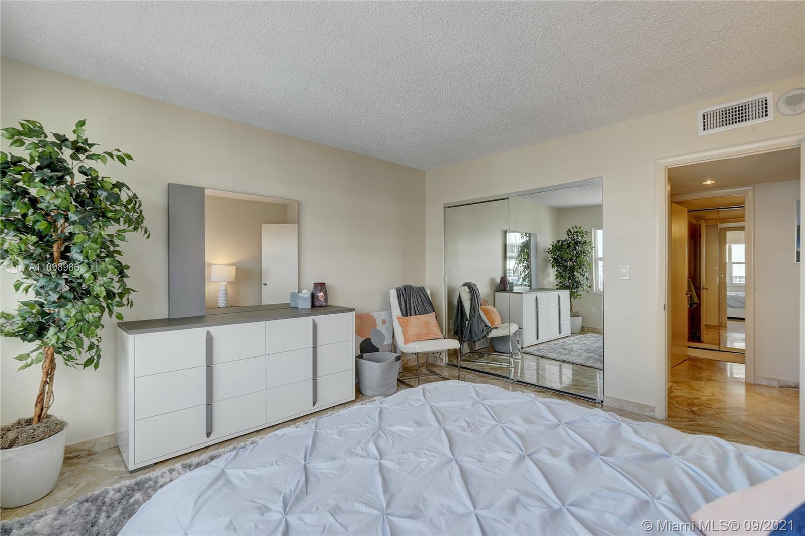 SOUTHPOINT CONDO - Residential Lease
