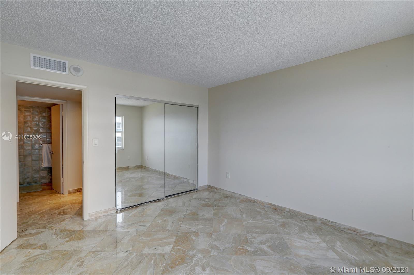 SOUTHPOINT CONDO - Residential Lease