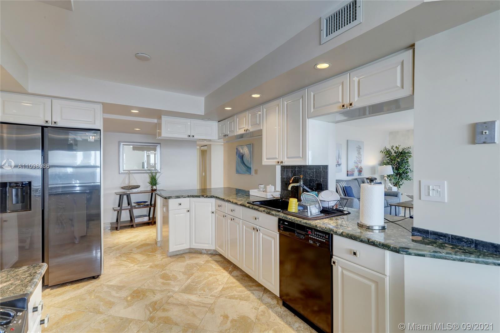 SOUTHPOINT CONDO - Residential Lease
