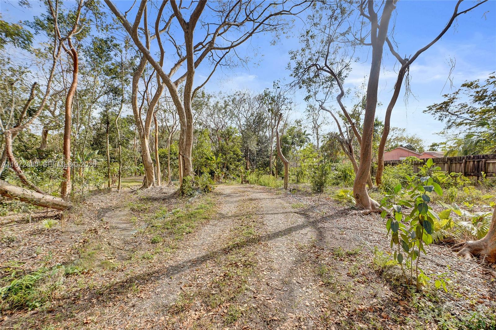 Redland - Land