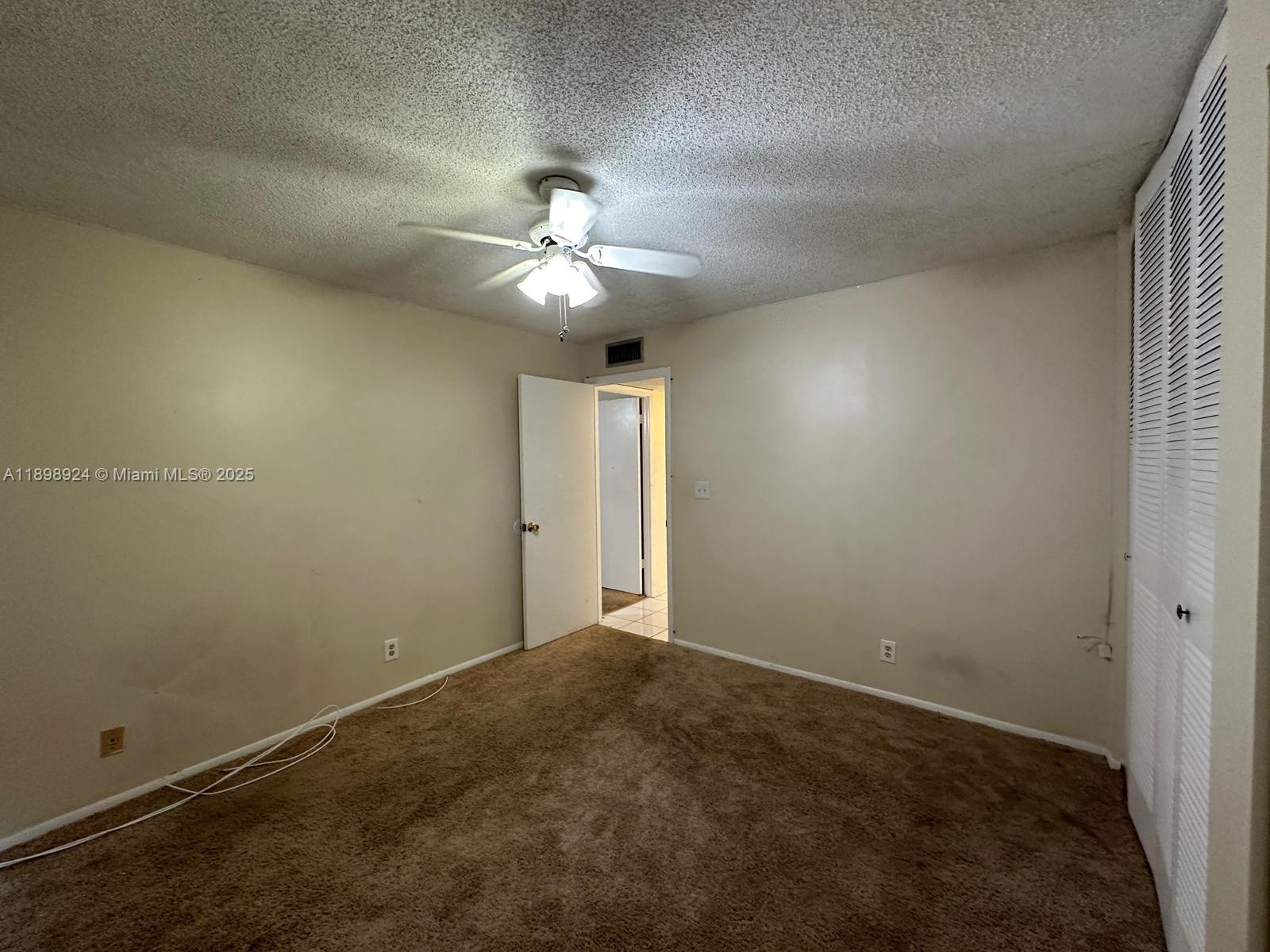 NEWPORT AT LAUDERHILL CON - Residential