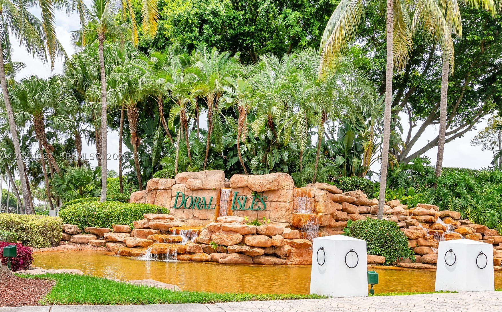 CAPTIVA CONDO F - Residential