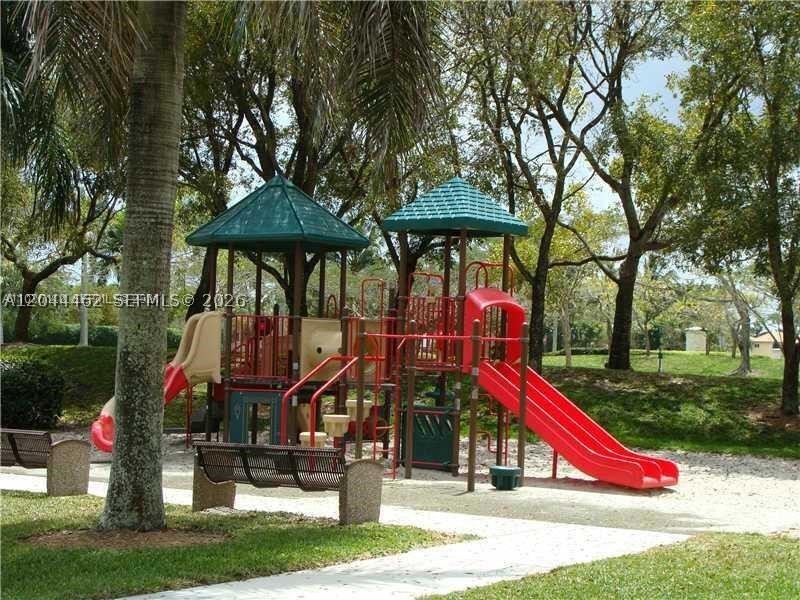 CAPTIVA CONDO F - Residential