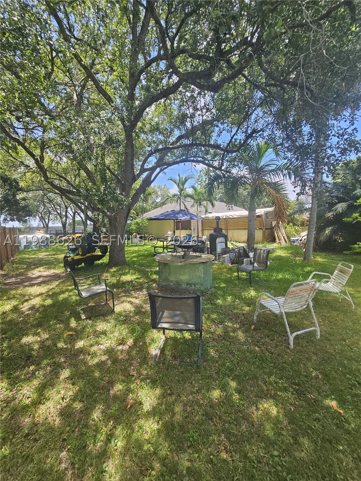 HIDEAWAY PINES SEC 1 - Residential