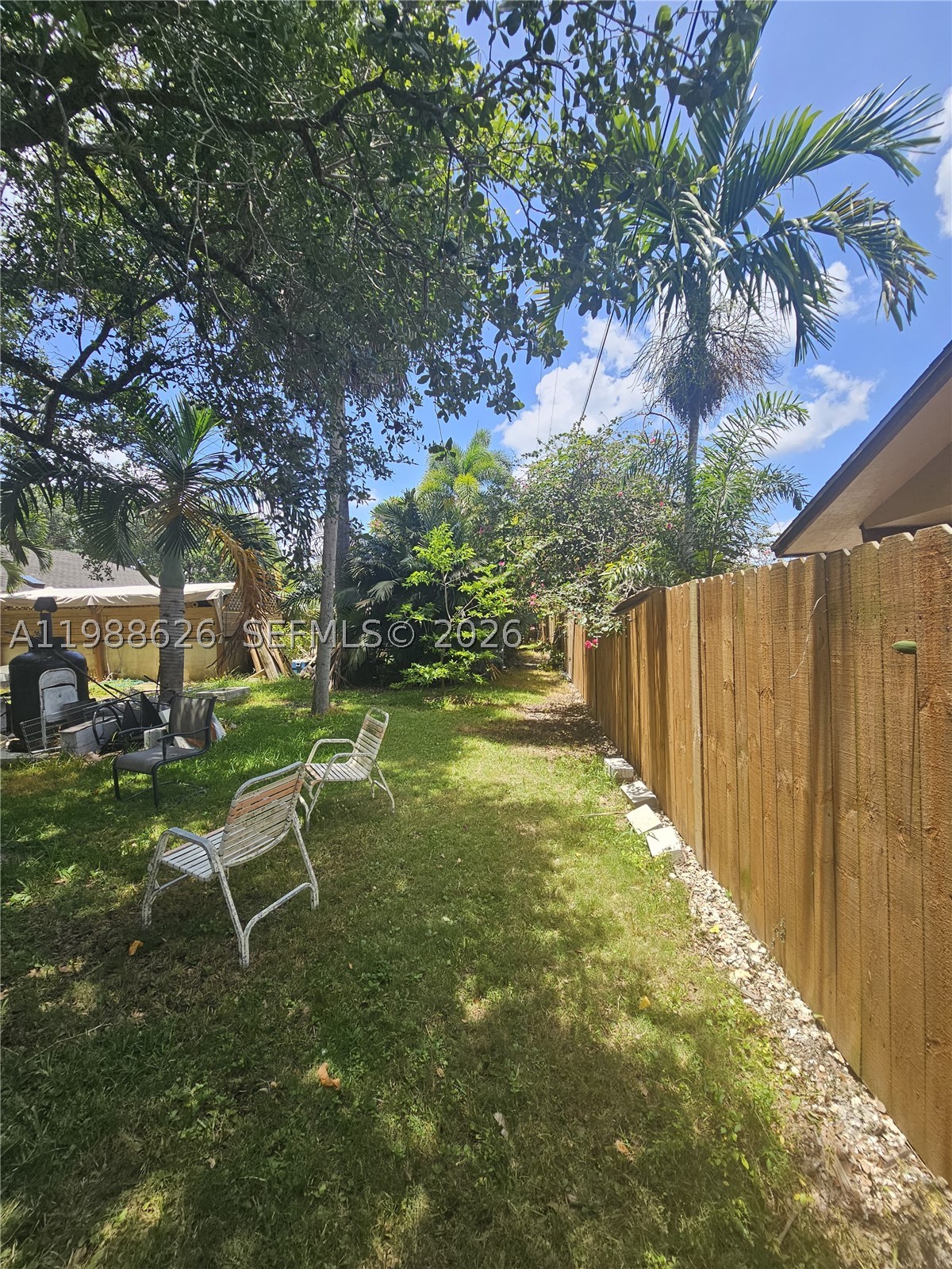 HIDEAWAY PINES SEC 1 - Residential