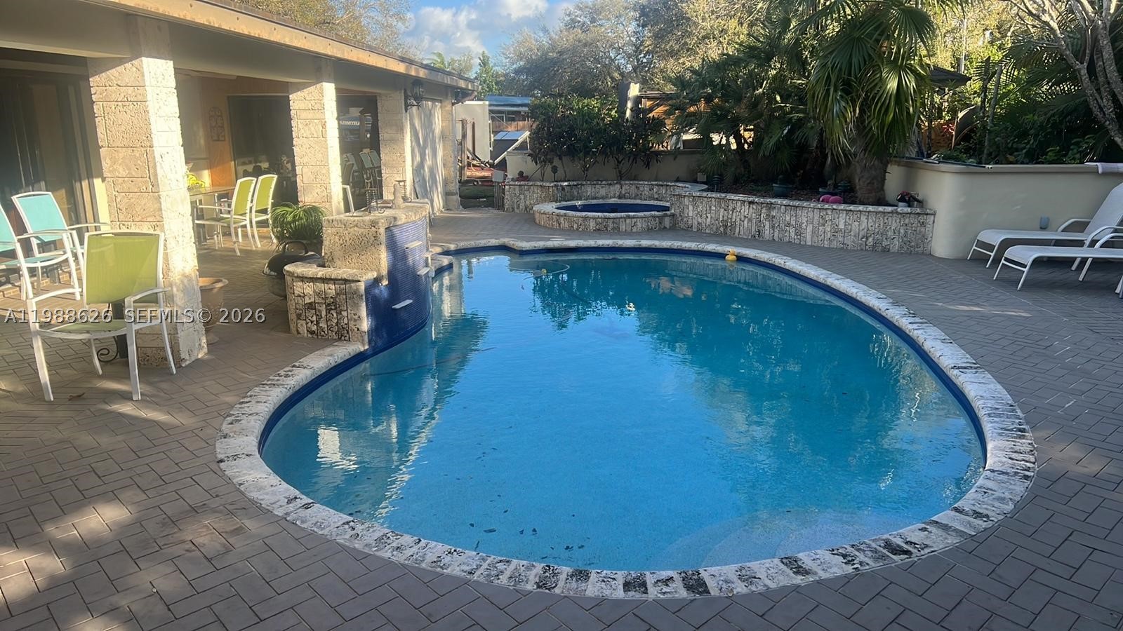 HIDEAWAY PINES SEC 1 - Residential