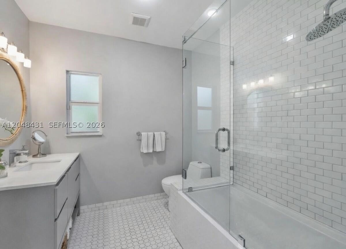 MIAMI SHORES SEC 3 - Residential
