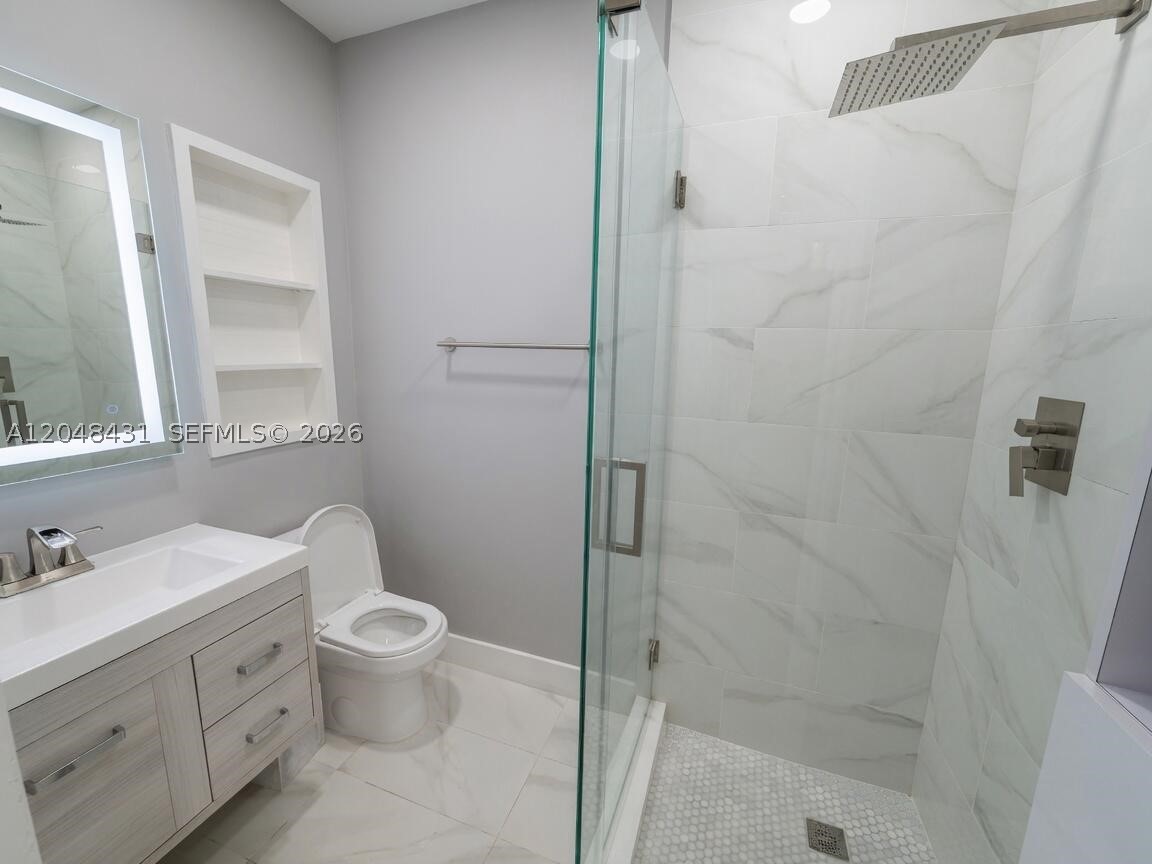 MIAMI SHORES SEC 3 - Residential