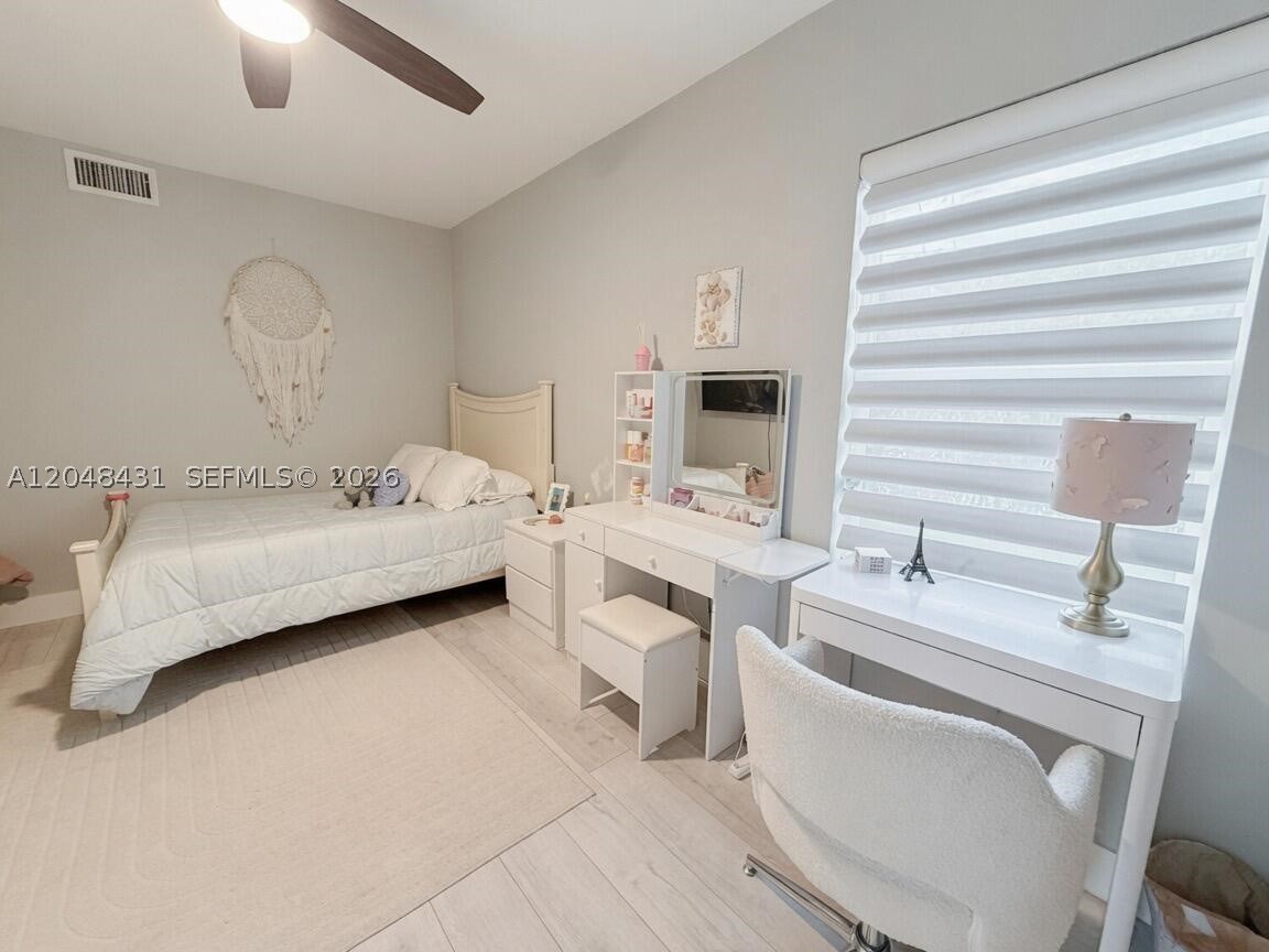 MIAMI SHORES SEC 3 - Residential