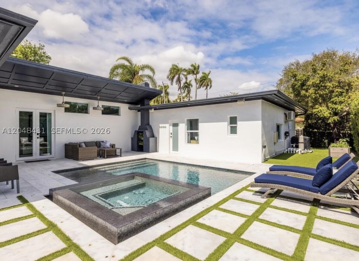 MIAMI SHORES SEC 3 - Residential