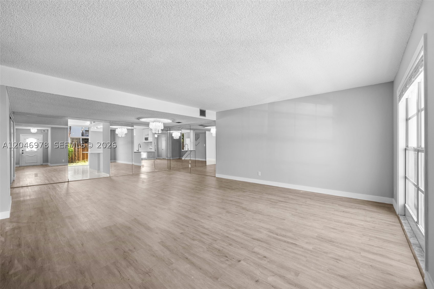VENETIAN PARK III CONDO - Residential