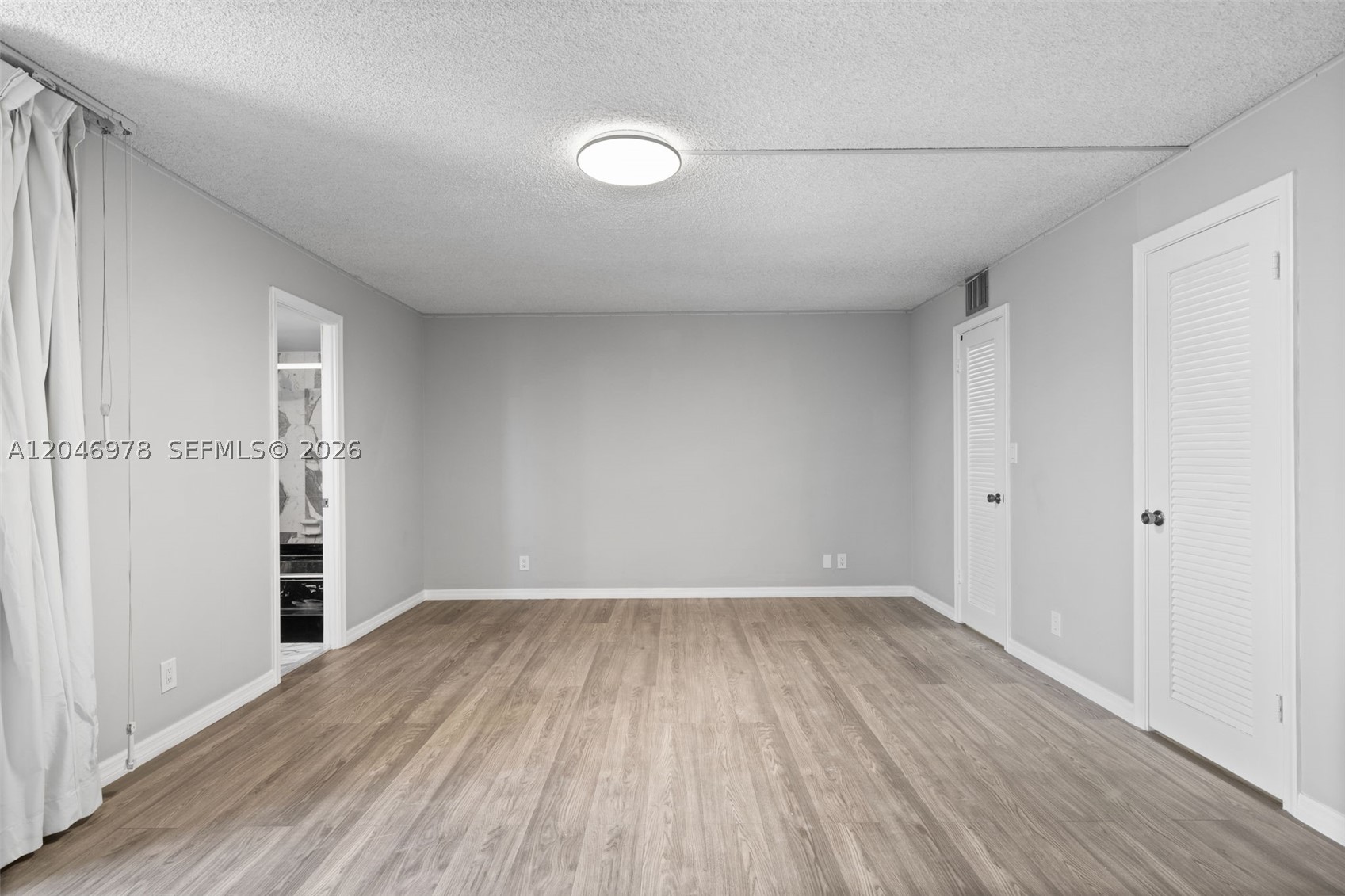 VENETIAN PARK III CONDO - Residential