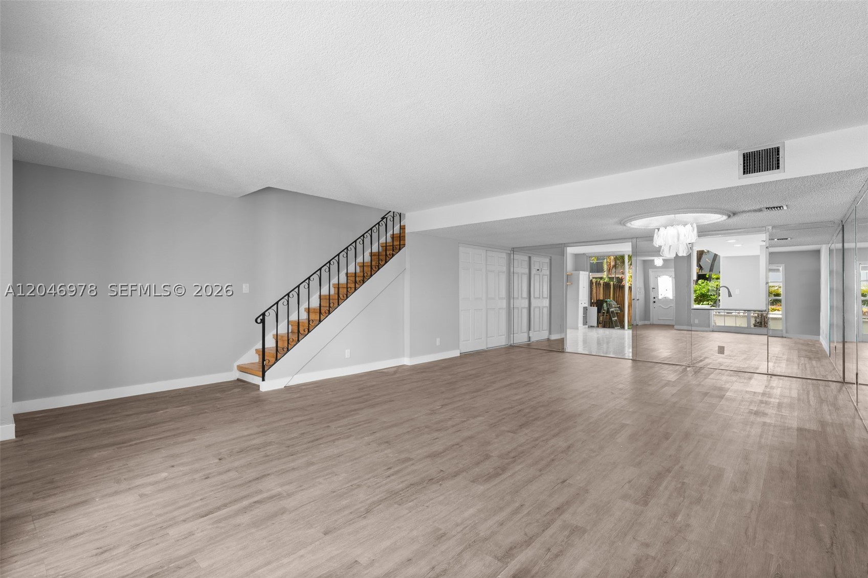 VENETIAN PARK III CONDO - Residential