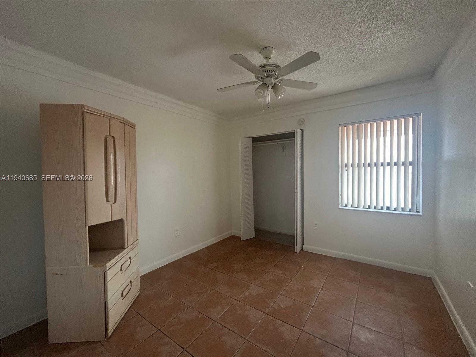 CONQUISTADOR PARK CONDO - Residential