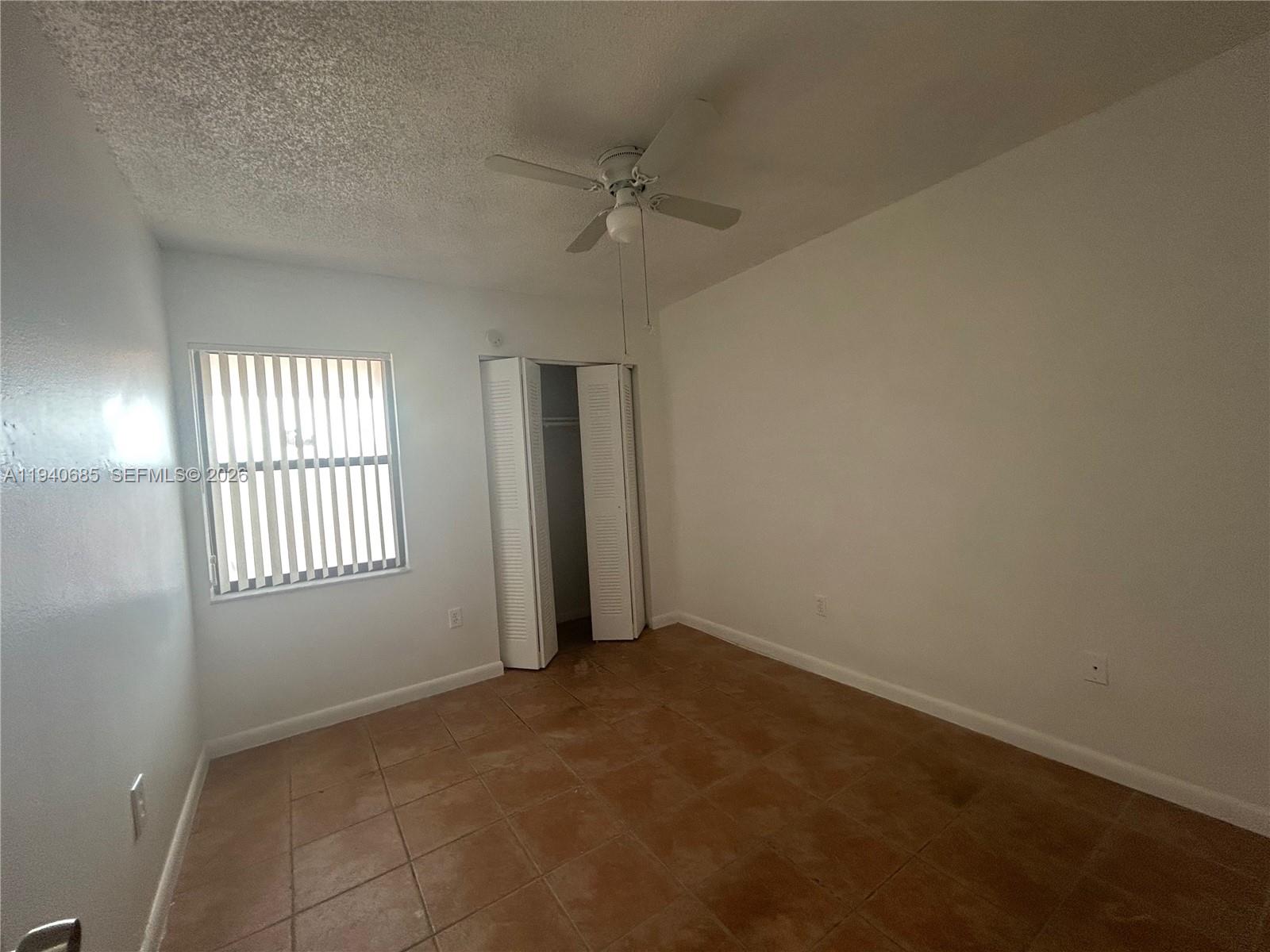 CONQUISTADOR PARK CONDO - Residential