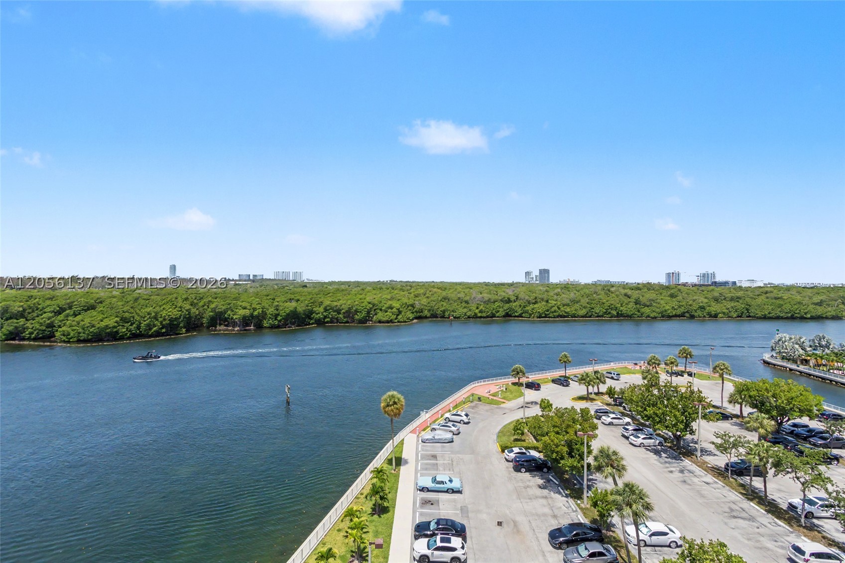ARLEN HOUSE WEST CONDO - Residential