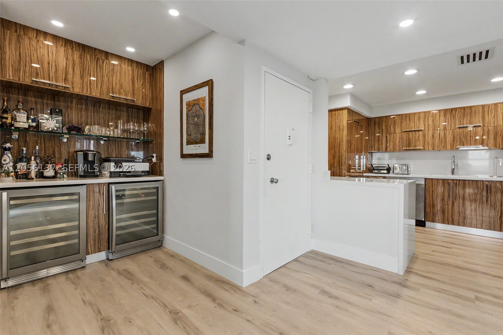 ARLEN HOUSE WEST CONDO - Residential