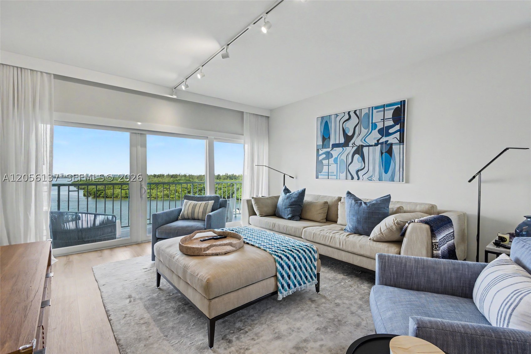 ARLEN HOUSE WEST CONDO - Residential