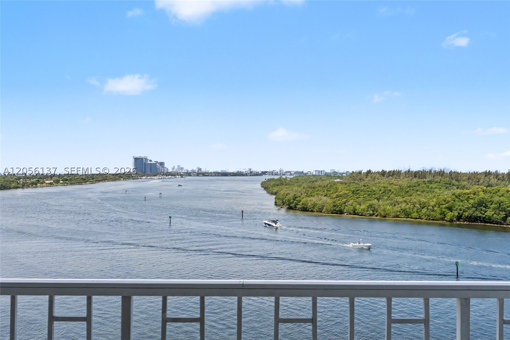 ARLEN HOUSE WEST CONDO - Residential