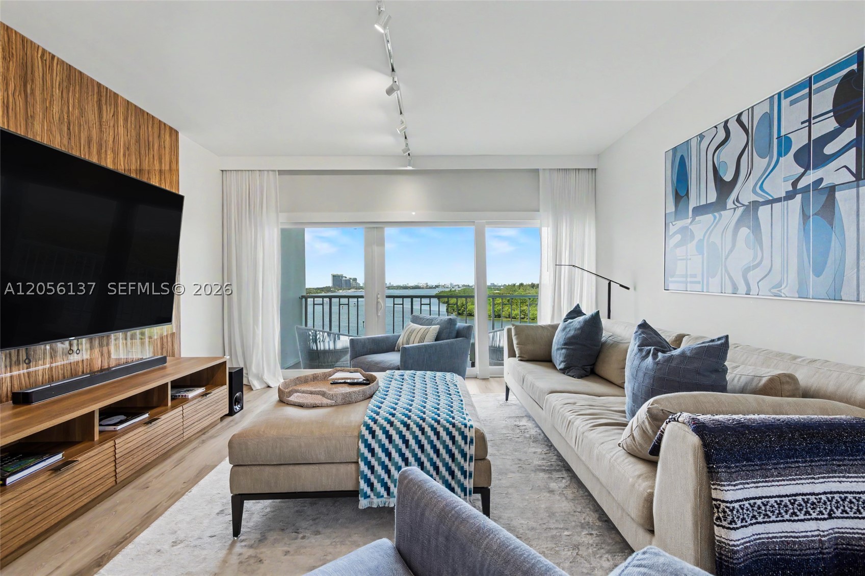ARLEN HOUSE WEST CONDO - Residential