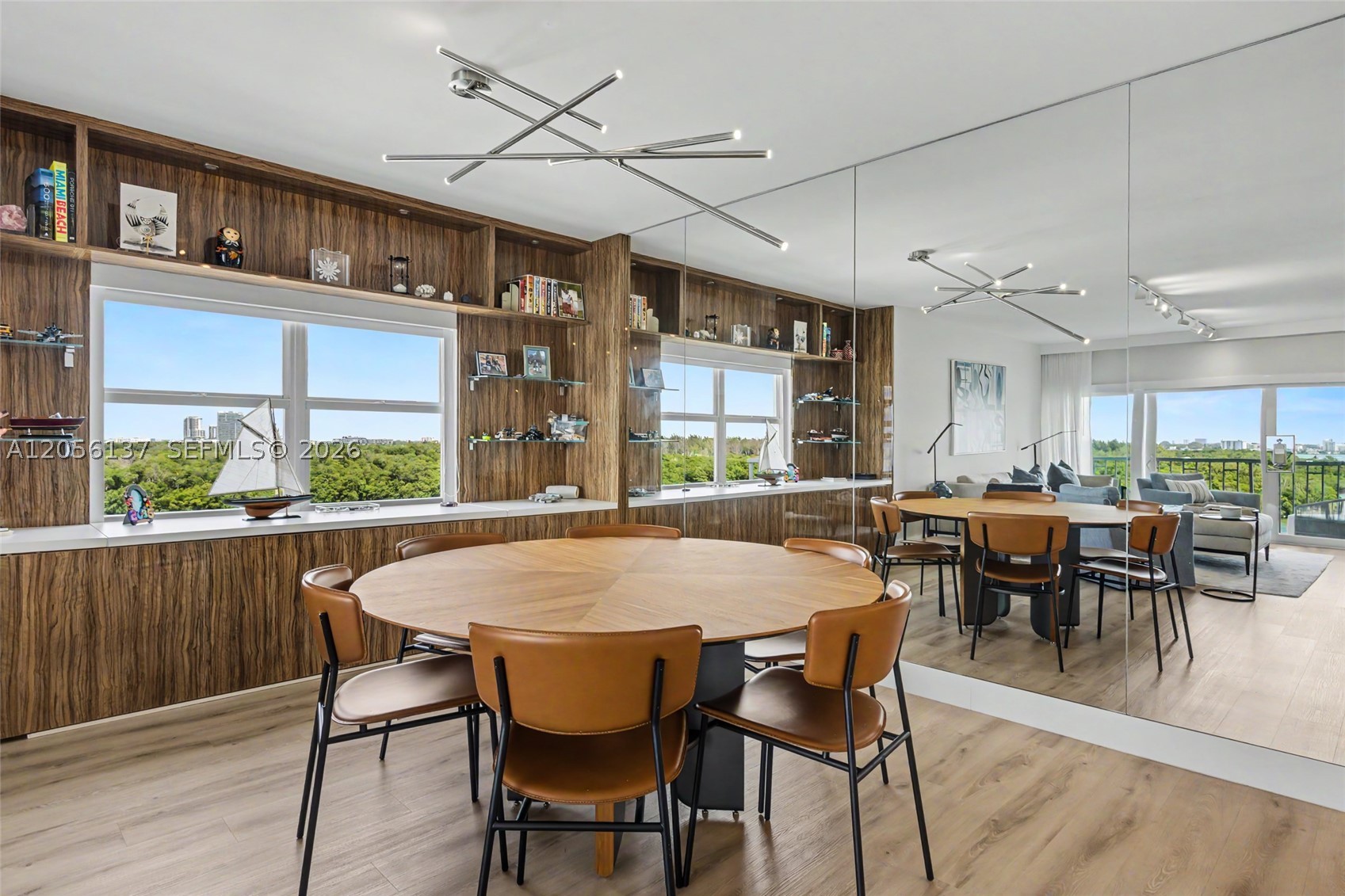 ARLEN HOUSE WEST CONDO - Residential