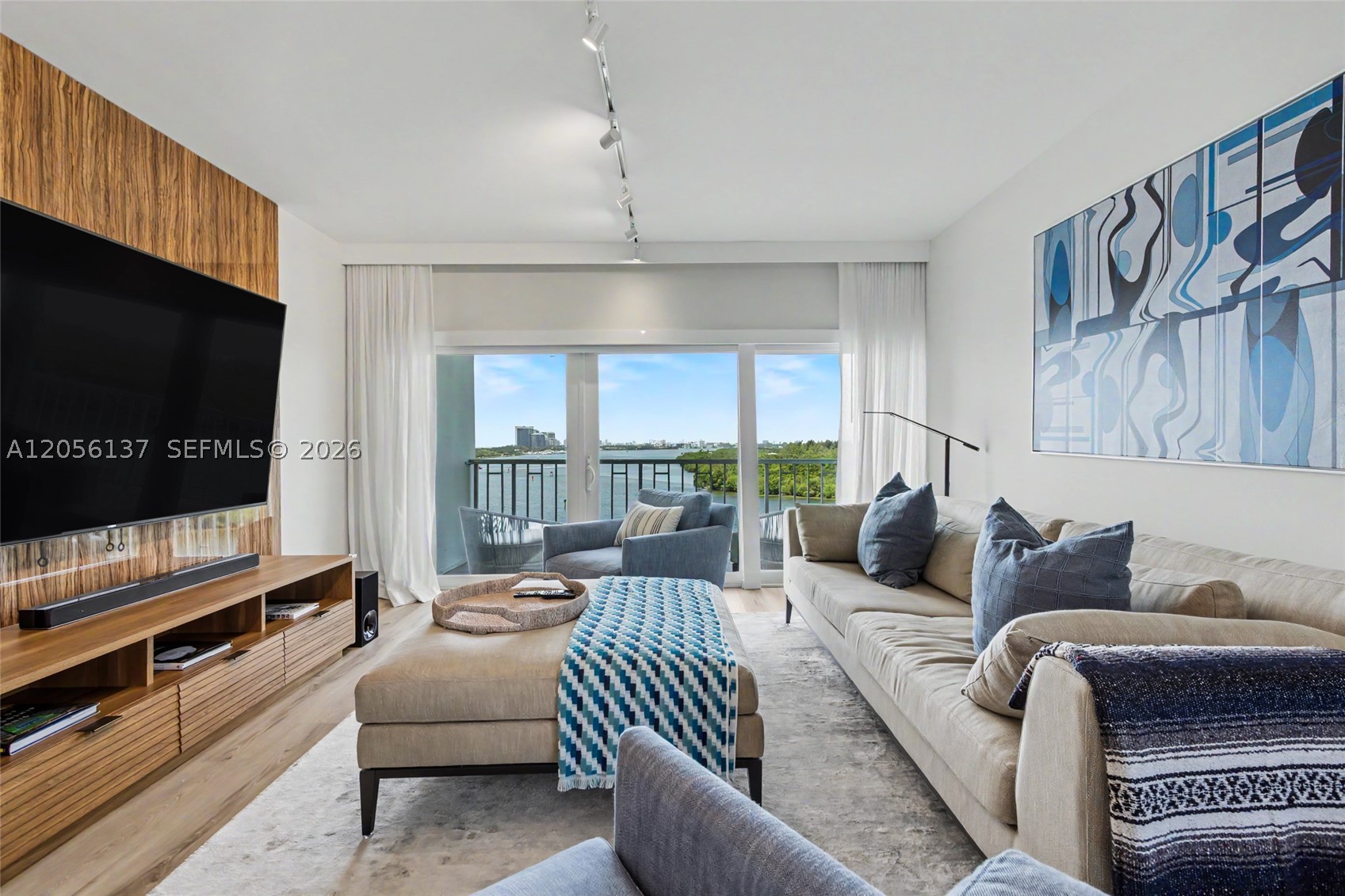 ARLEN HOUSE WEST CONDO - Residential