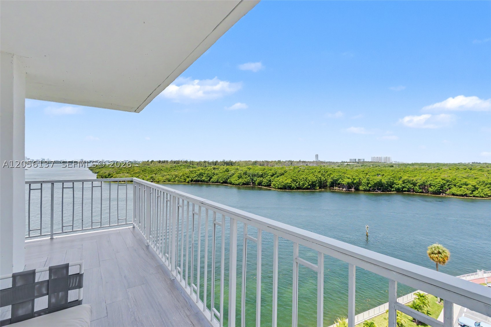 ARLEN HOUSE WEST CONDO - Residential