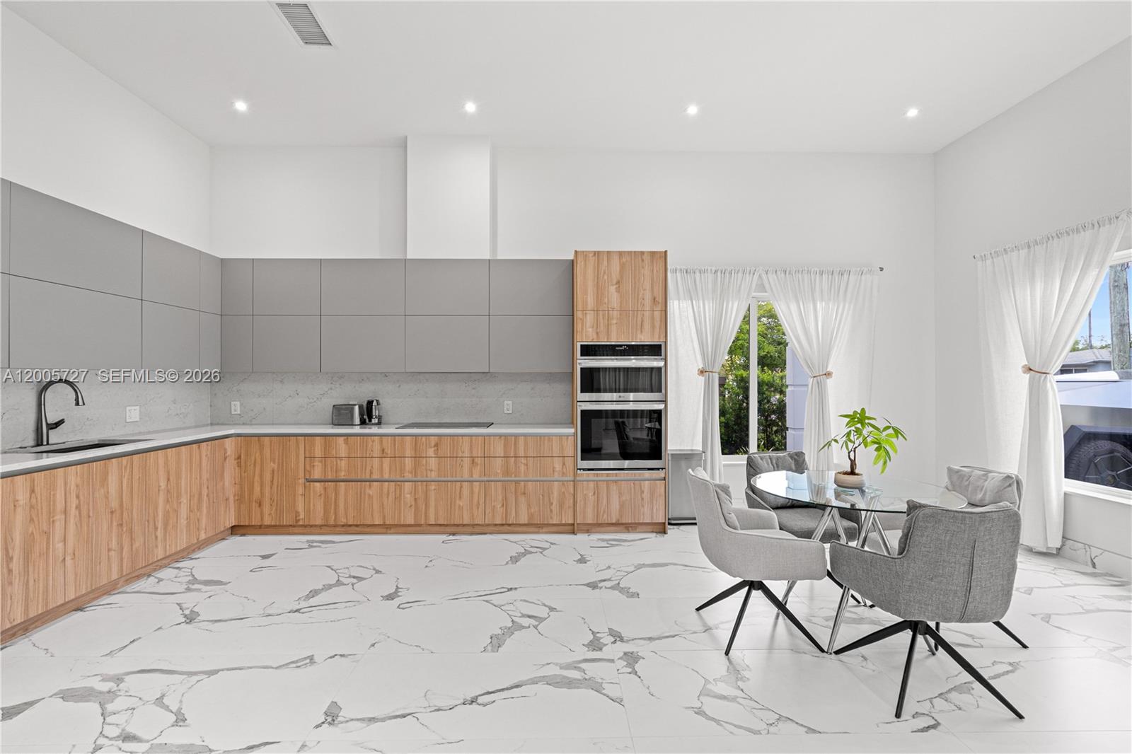 HIGHLAND LAKES - Residential