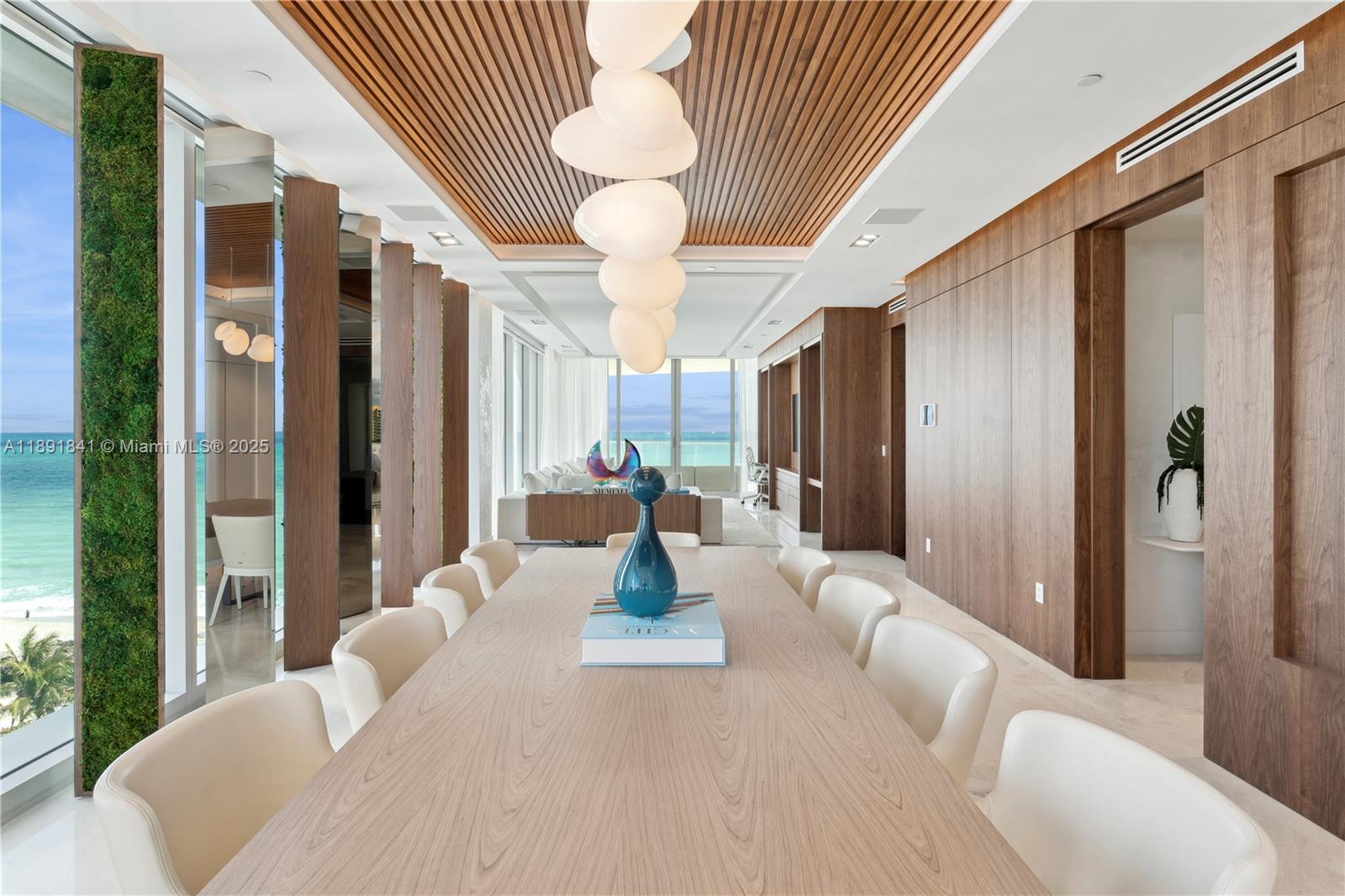 JADE SIGNATURE CONDO - Residential