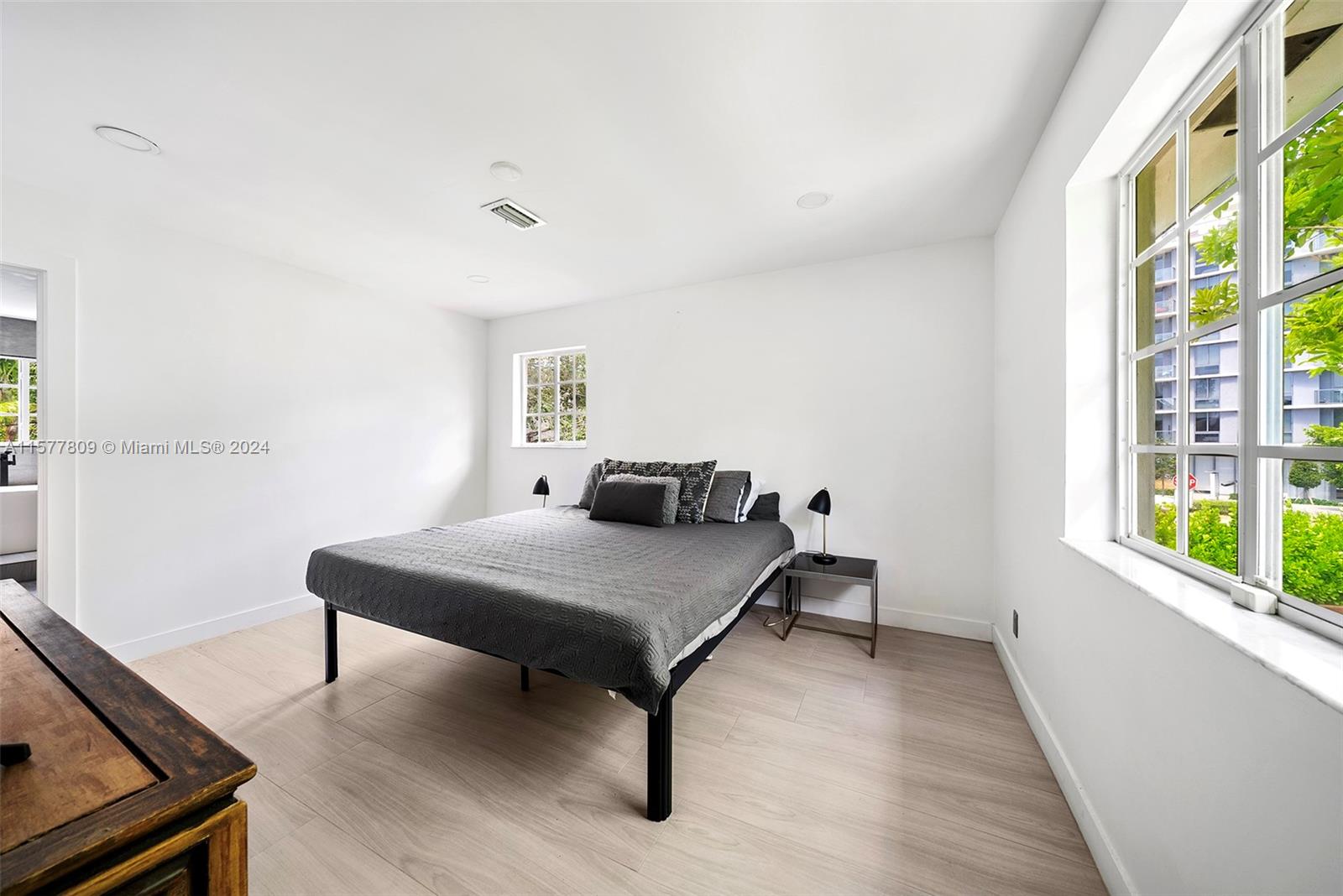 BAYSHORE UNIT NO 3 - Residential