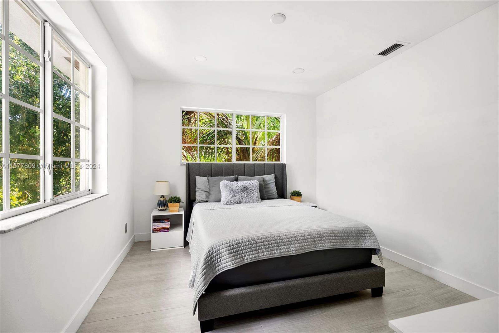 BAYSHORE UNIT NO 3 - Residential
