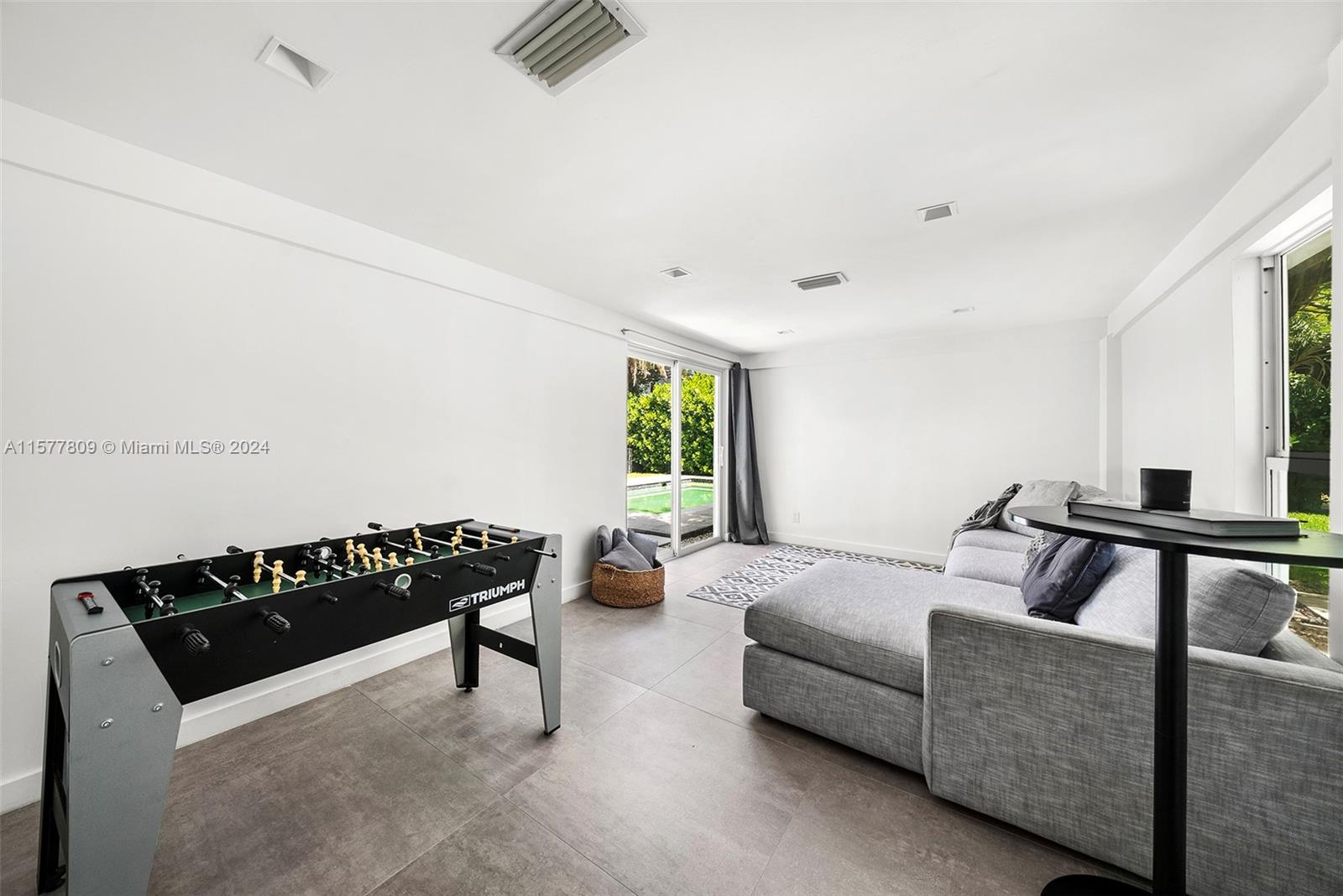 BAYSHORE UNIT NO 3 - Residential