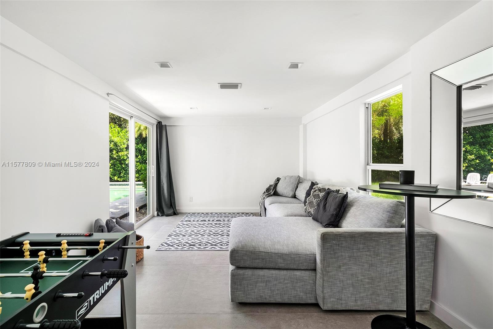 BAYSHORE UNIT NO 3 - Residential