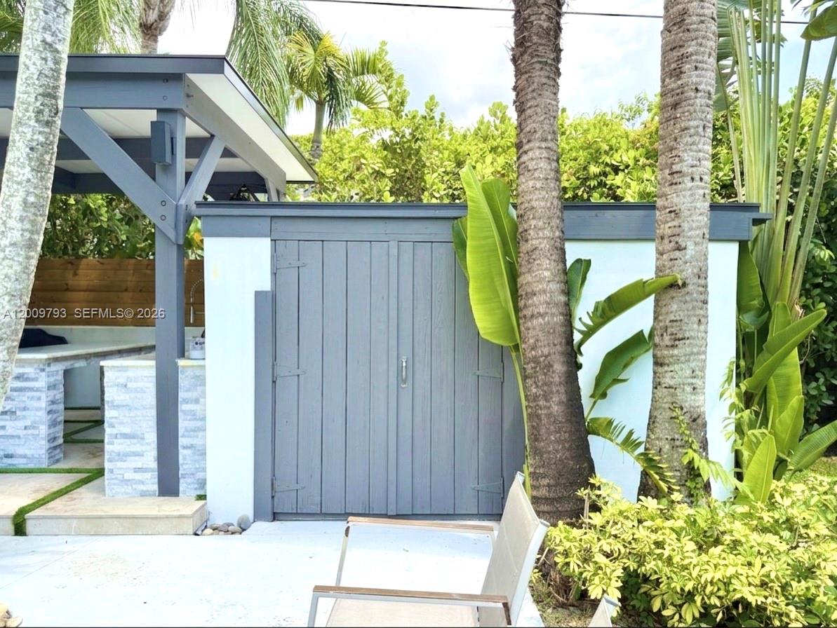 GRIFFING BISCAYNE PARK ES - Residential