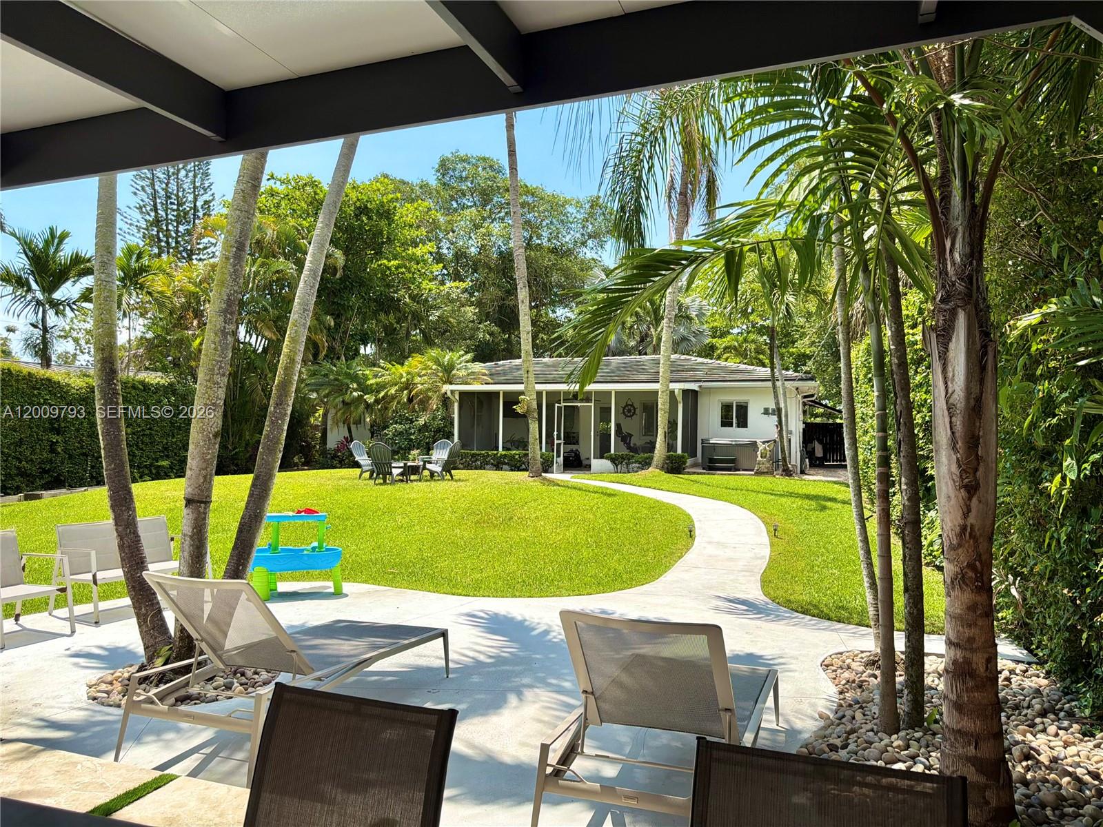 GRIFFING BISCAYNE PARK ES - Residential