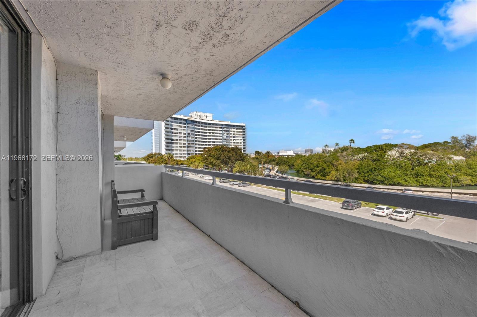 PARKVIEW PLAZA CONDO - Residential