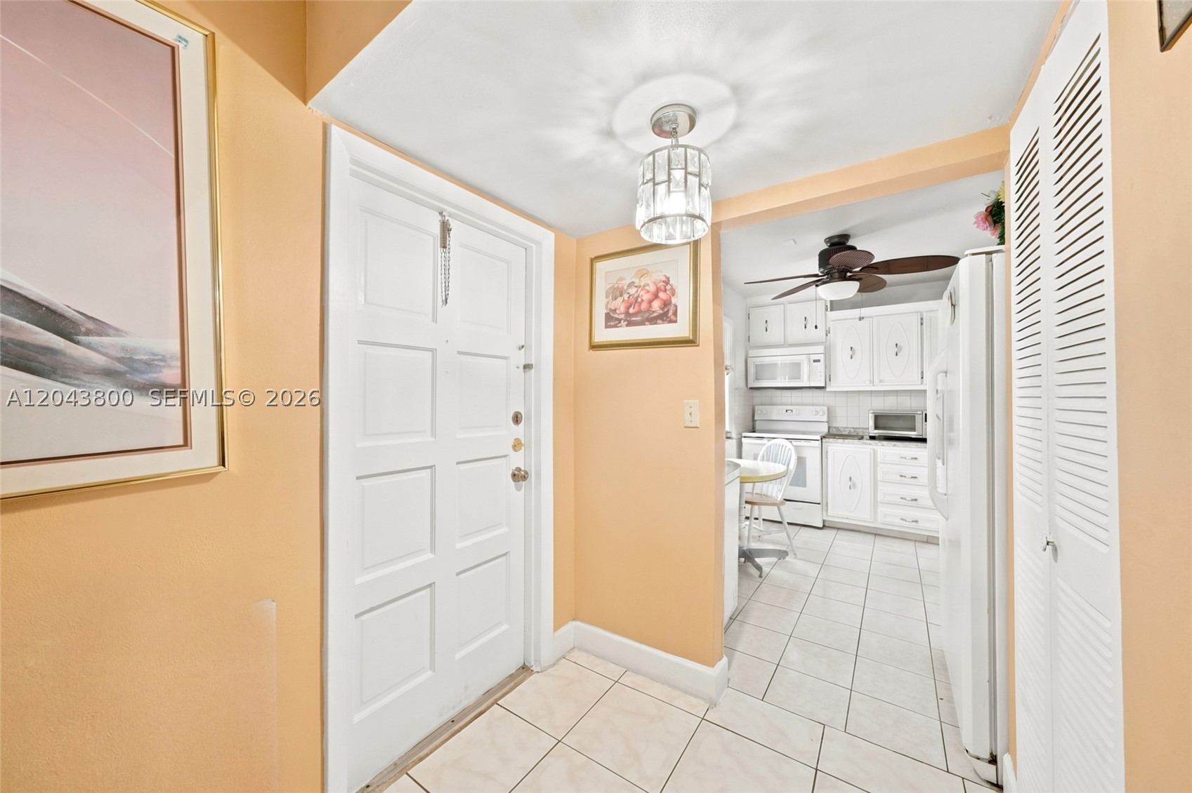 EMERALD CONDO - Residential