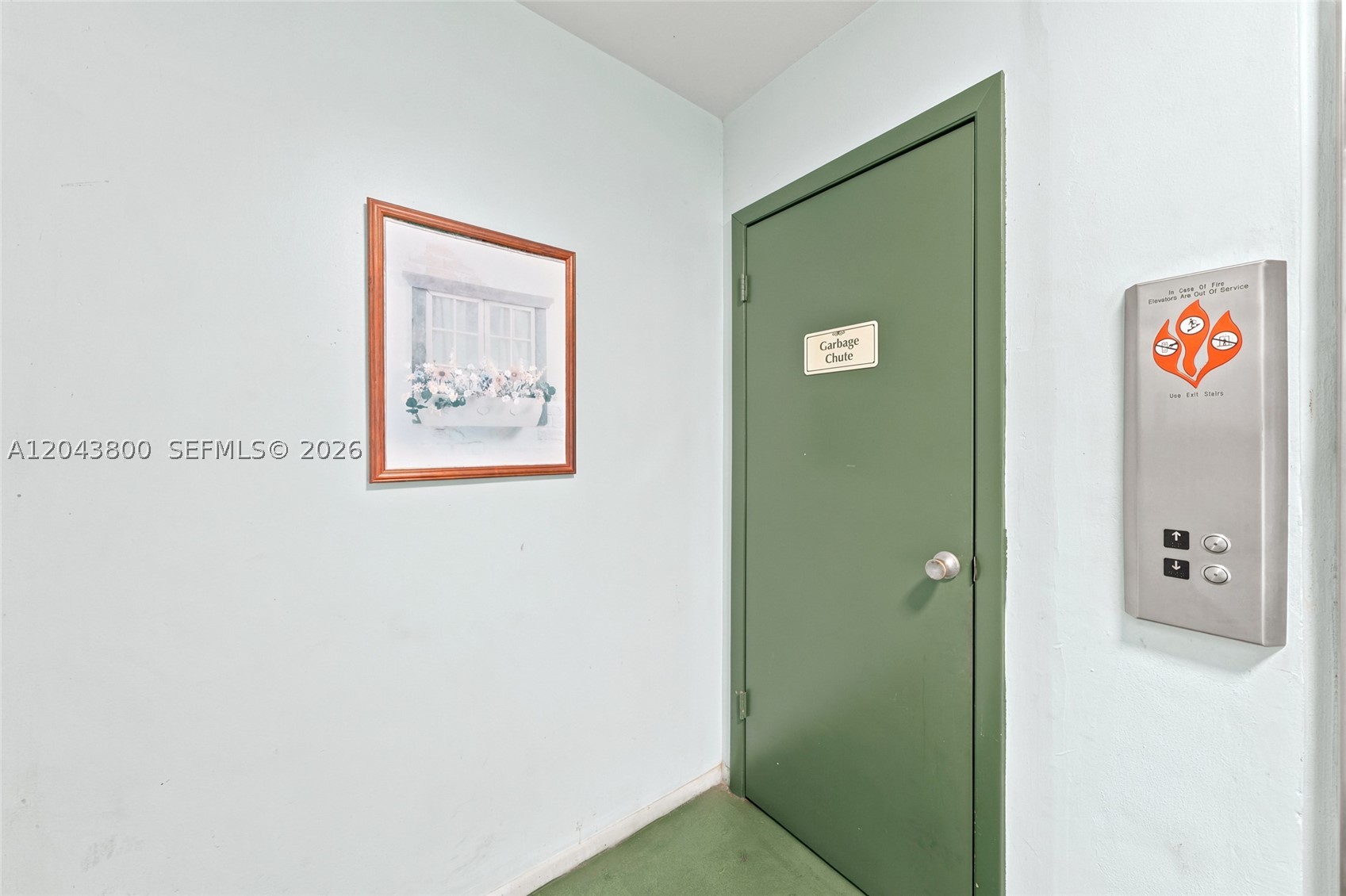 EMERALD CONDO - Residential