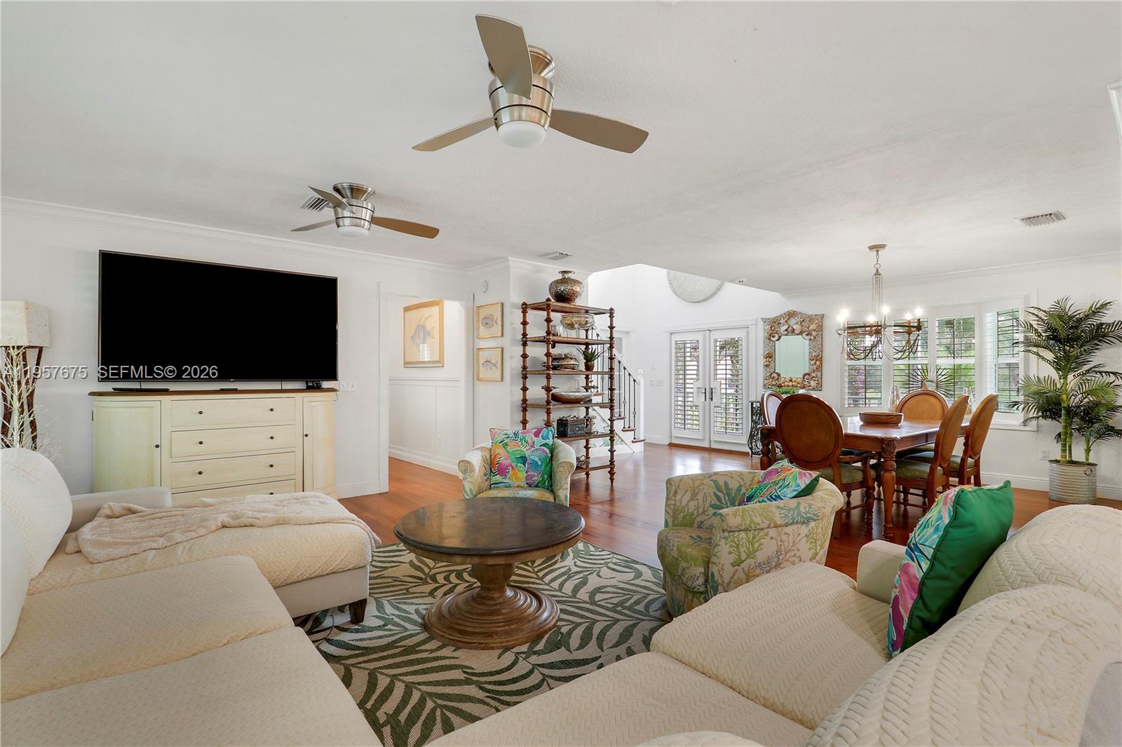 WOODMERE PINES - Residential