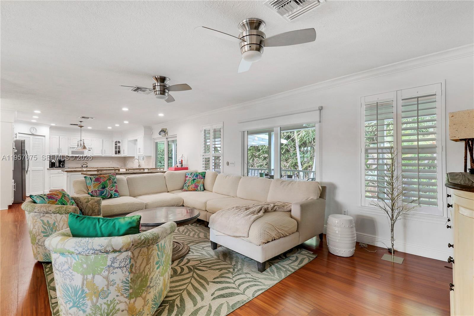 WOODMERE PINES - Residential
