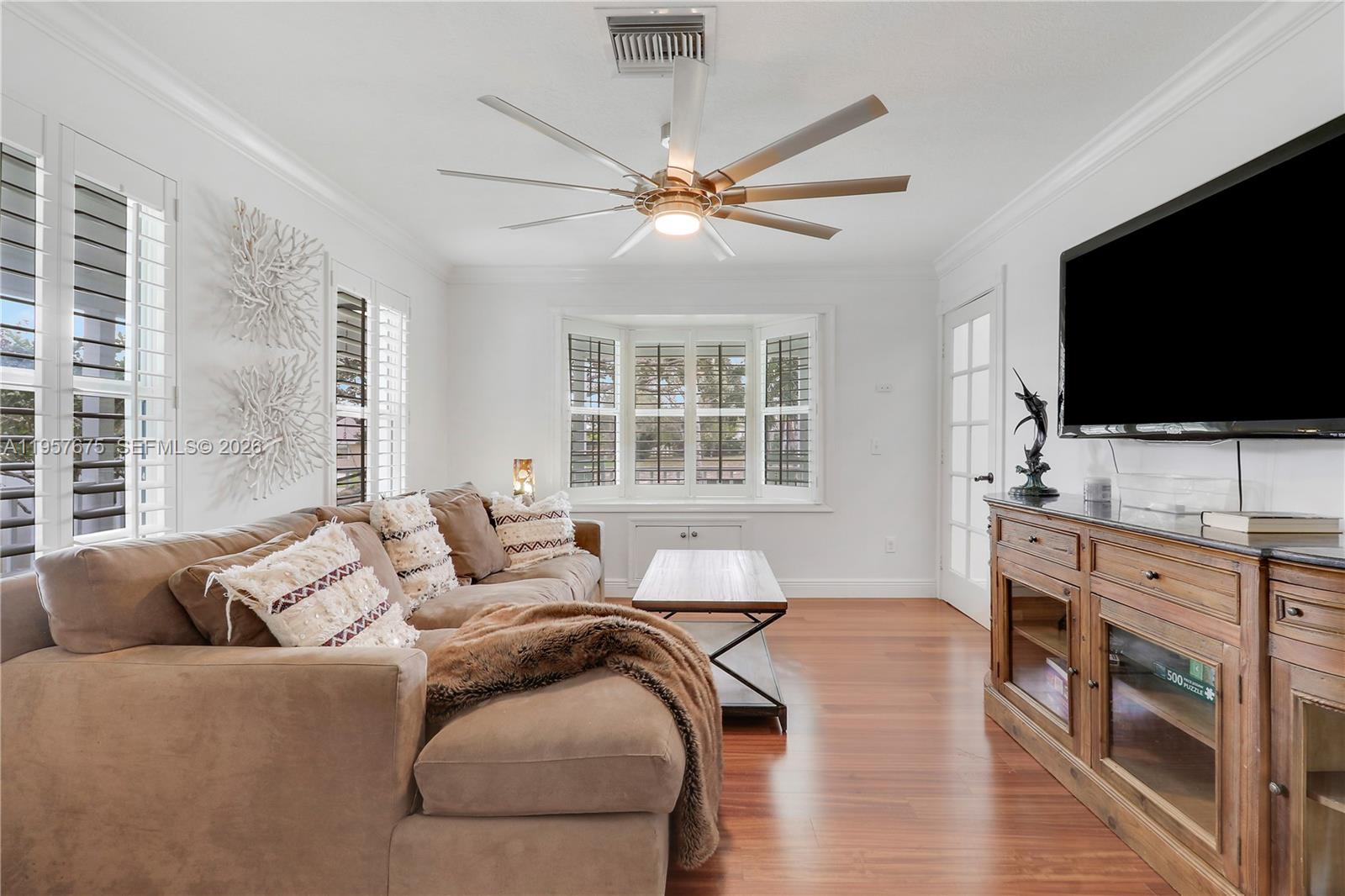 WOODMERE PINES - Residential